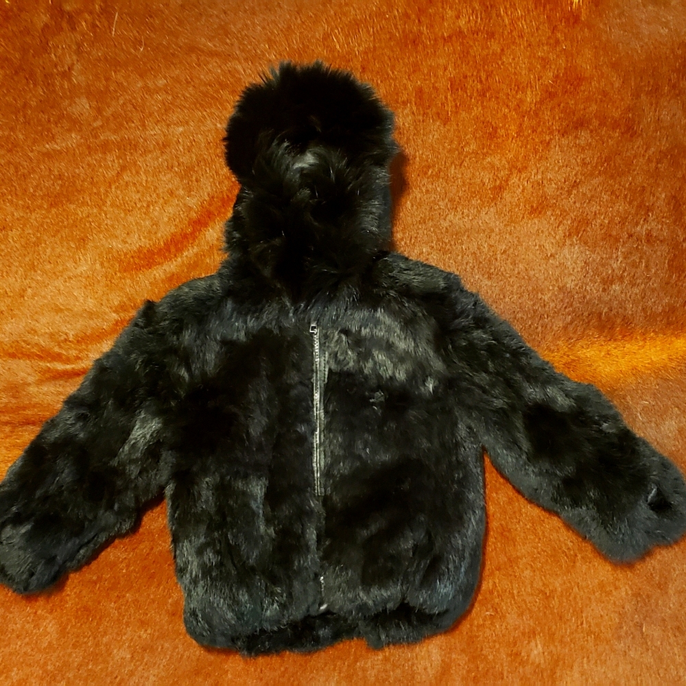 Che-Bella Genuine Fur Coat 2T